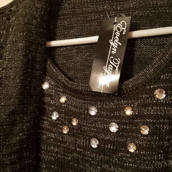 Evelyn Taylor large sweater - Picture 4 of 6